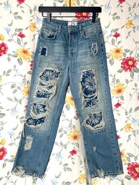 FREE PEOPLE | We the Free Desert Rose Distressed Floral Patchwork Jean | Size 25